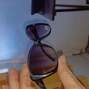 Women Guess designer sunglasses GUF 203 BLK-35 58□15-138 Trans blk metal flake